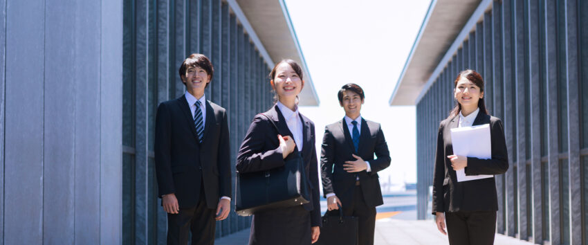 採用情報